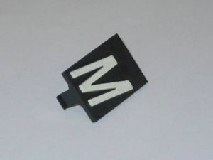 INSERT - SINGLE, FOR PUSH BUTTON TYPE 7069, WHITE CHARACTER  (M)