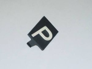 INSERT - SINGLE, FOR PUSH BUTTON TYPE 7069, WHITE CHARACTER  (P)