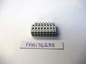 FEMALE CONNECTOR 8 POLES