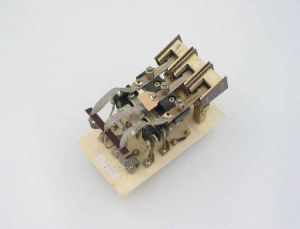 RELAY - MAIN, W/O COIL , FOR 6754 CONTACTOR
