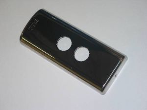 FACE PLATE FOR DOUBLE HALL BUTTON - POLISHED S/S, WITH OTIS LOGO W/O UP/DOWN ARROWS