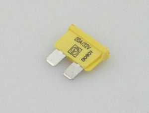 FUSE (20AMP, 32V, YELLOW COLOUR) SPADE TYPE CONNECTION