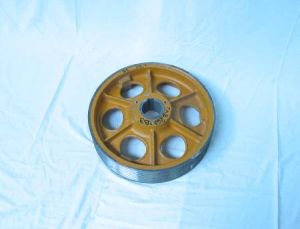 SHEAVE - VEE, 640MM DIA, 6 X 16MM ROPES, 105DEG.U/C, FOR 18ATF M/C